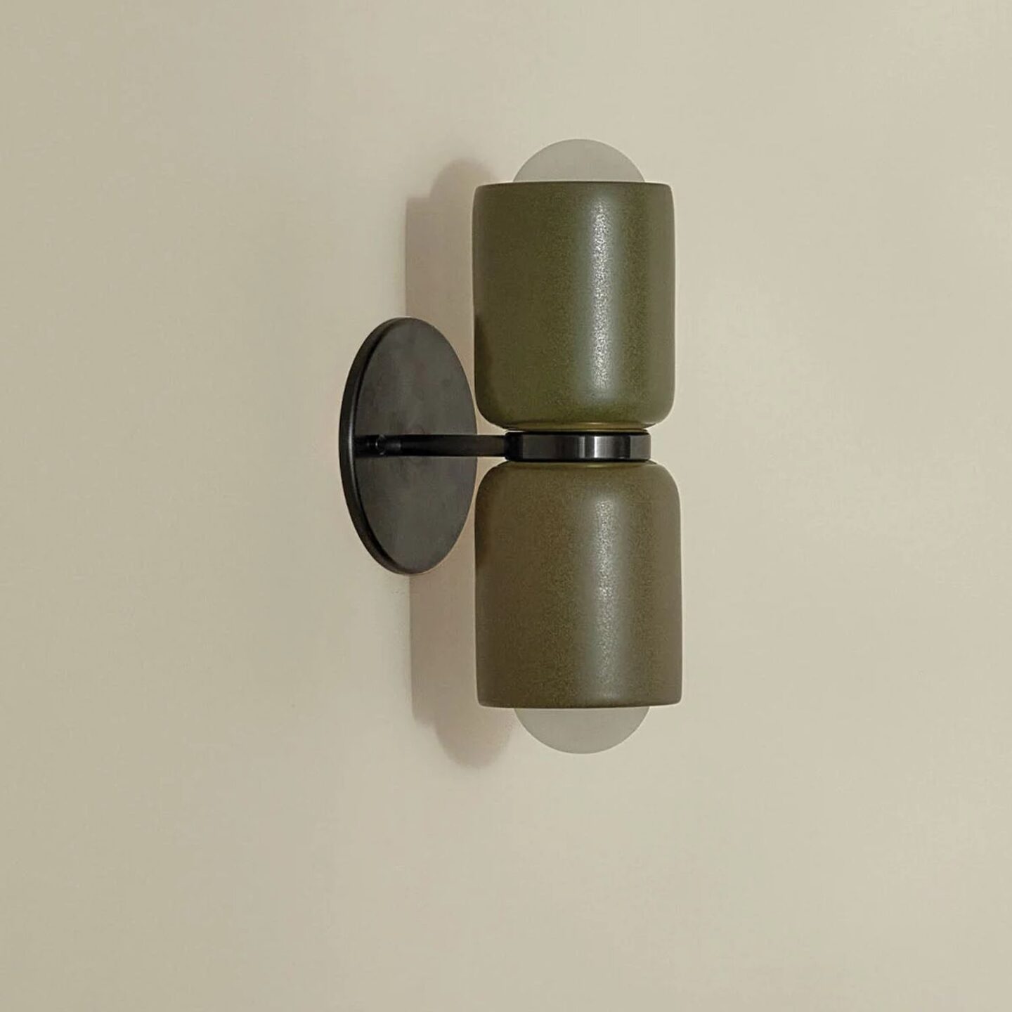 Terra 2 Wall Olive & Brushed Black